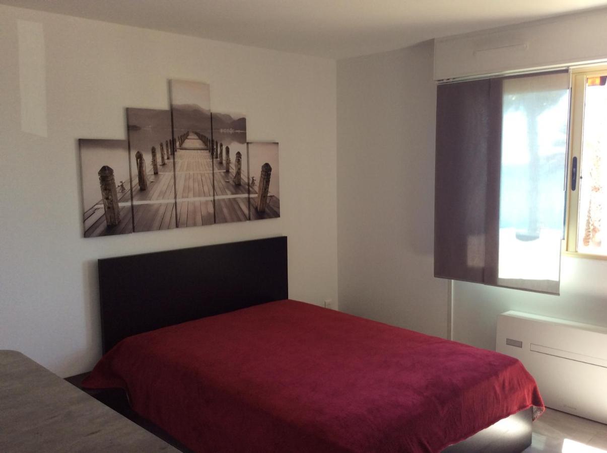 Poseidon Apartment กาญเนอ-ซูร์-แมร์ ภายนอก รูปภาพ